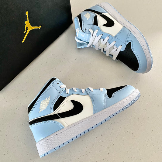 Air Jordan 1 mid Ice Blue